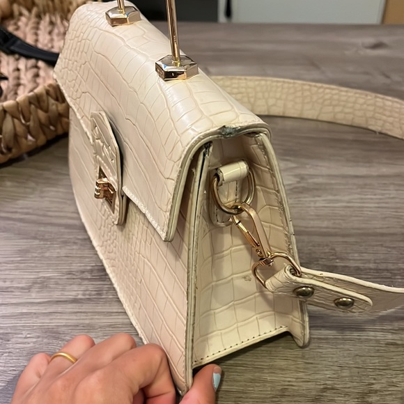 Purse - Picture 4 of 5